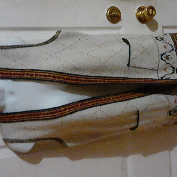 WINTUK VINTAGE KNITTED SWEATER VEST IN SIZE M - Picture 6 of 12